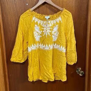 Mustard yellow boho 3/4 sleeve top, new without tags